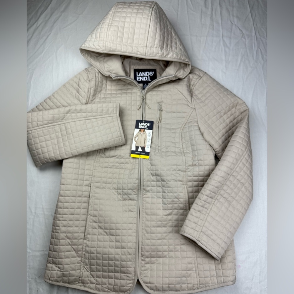 Lands' End Light beige Quilted Hooded Jacket New size small